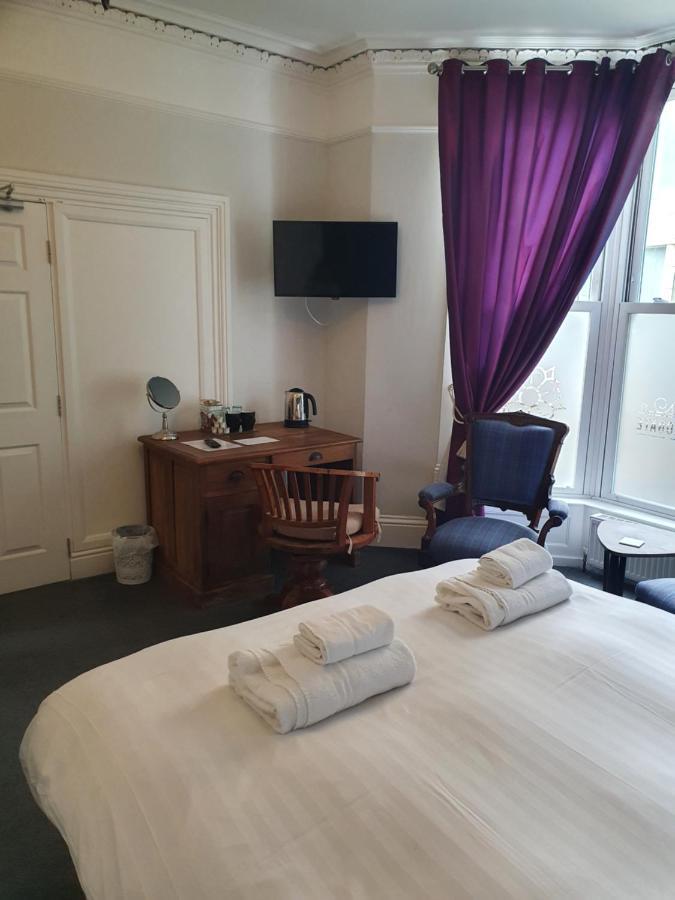The Lodge Harrogate Buitenkant foto